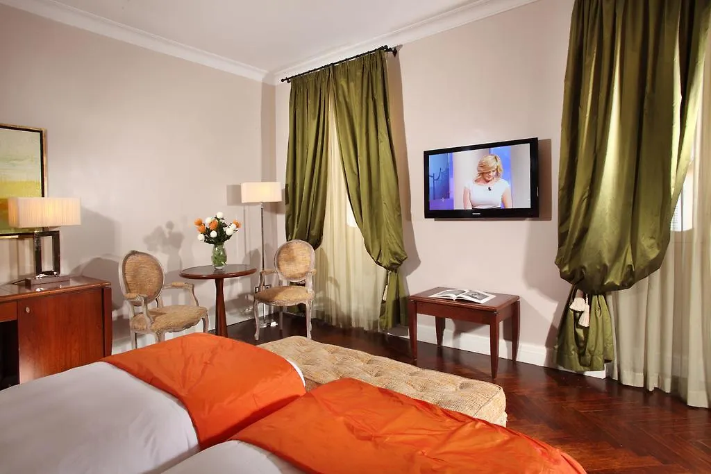 Vivaldi Luxury Rooms Rome 3*,  Italy