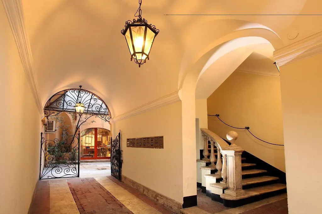 Vivaldi Luxury Rooms Rome 3*,  Italy