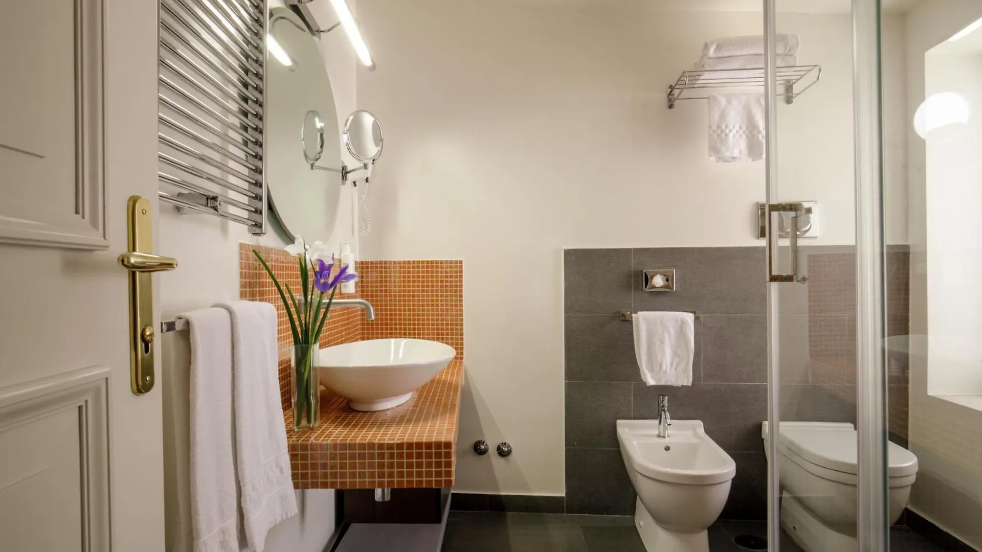 Vivaldi Luxury Rooms Rome 3*,