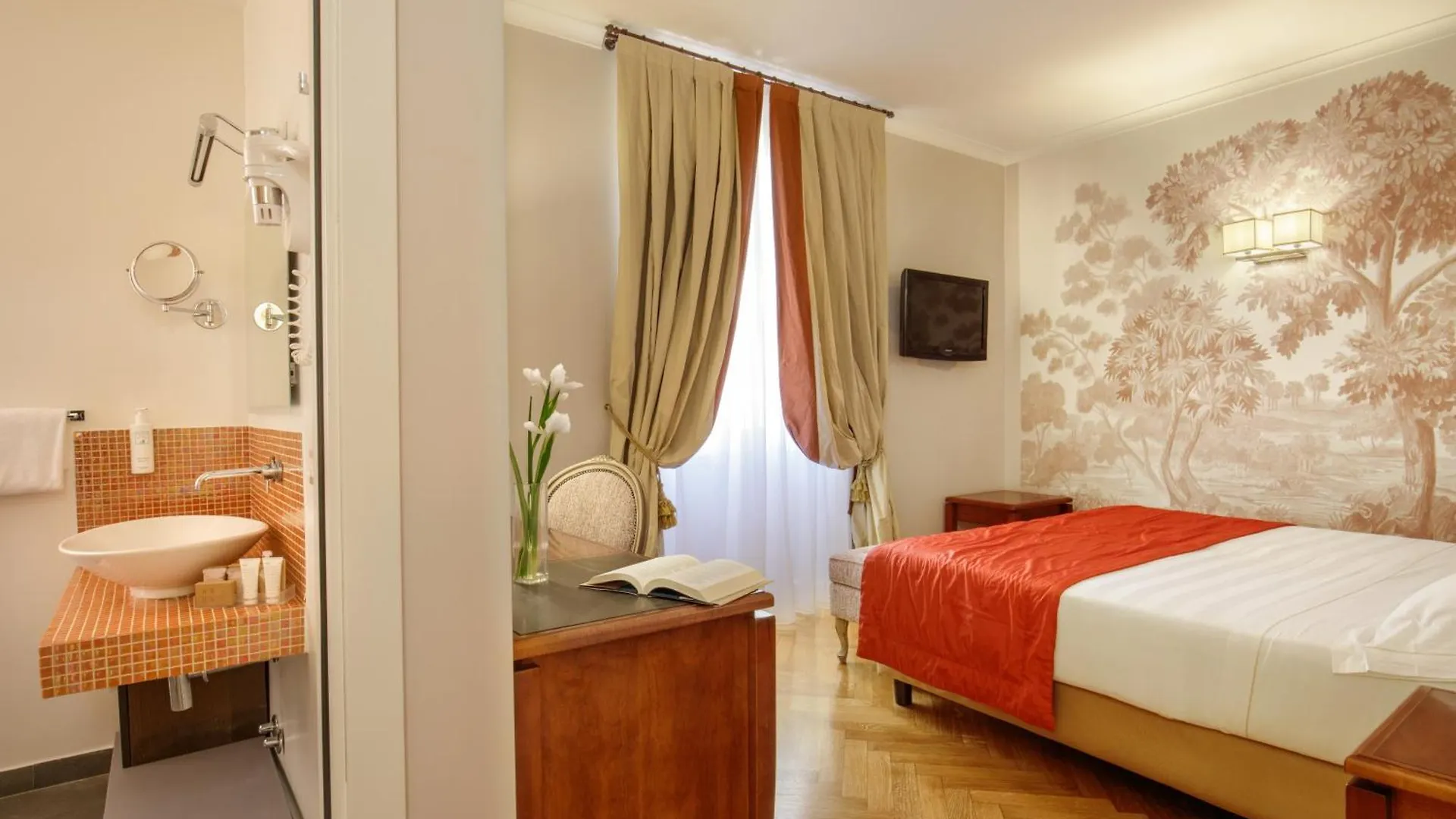 Vivaldi Luxury Rooms Rome Hotel